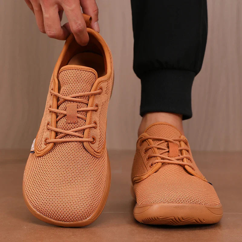 Støvara Bred Tåboks Sneaker — Lindring For Knyst, Hævede Fødder Og Plantar Fasciitis