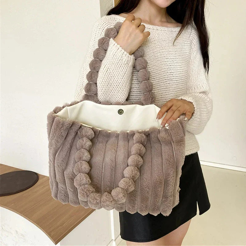 Velvra | Den blødeste taske til vinterens hyggestil