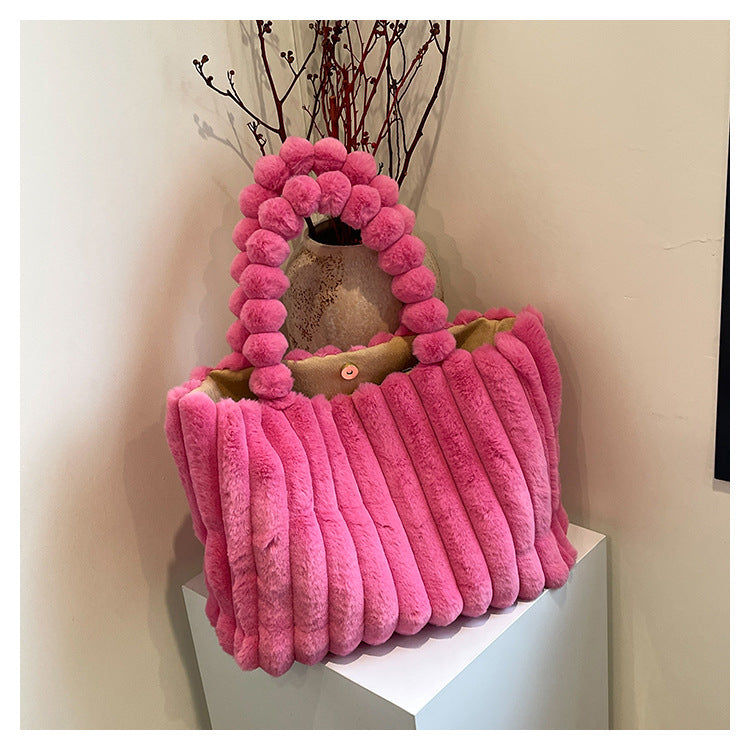 Velvra | Den blødeste taske til vinterens hyggestil